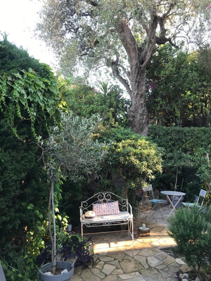 شقة "L'Olivadou" St Jean Cap Ferrat سا جو كاب فيرا المظهر الخارجي الصورة